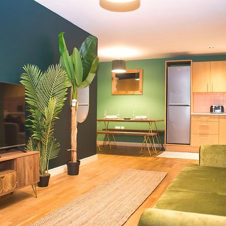 Spacious City Centre Apt - Free Parking - Ao Arena Manchester Eksteriør bilde