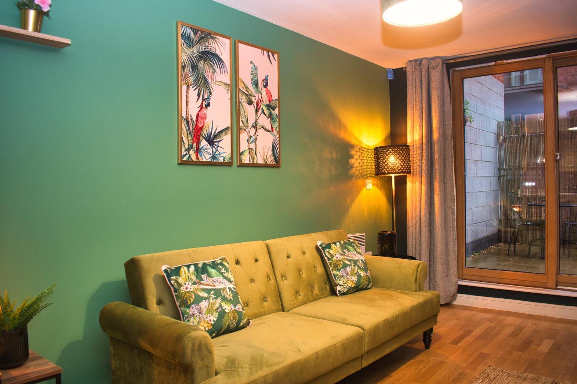 Spacious City Centre Apt - Free Parking - Ao Arena Manchester Eksteriør bilde